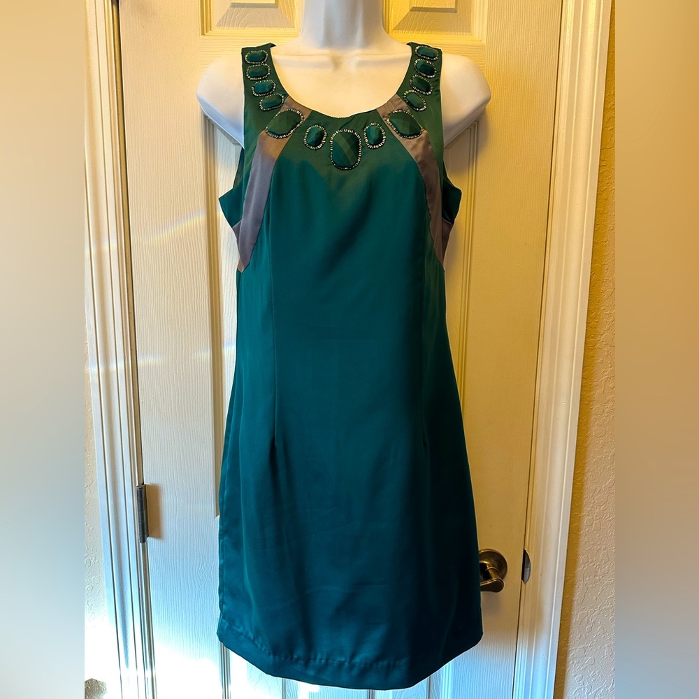 Super cute emerald green dress